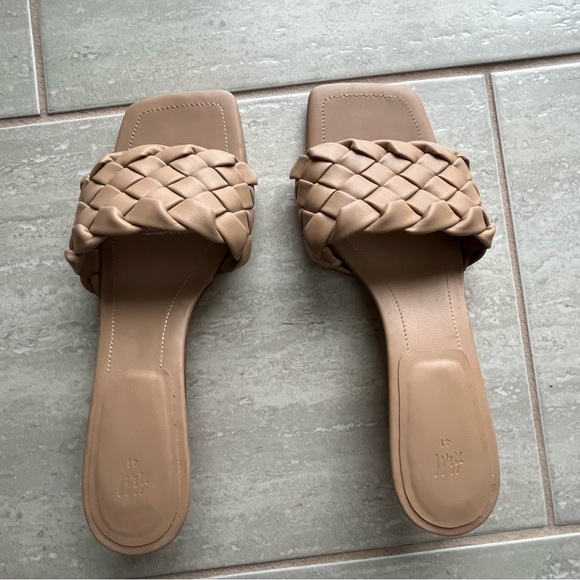 H&M Shoes - Kitten Heel Sandals